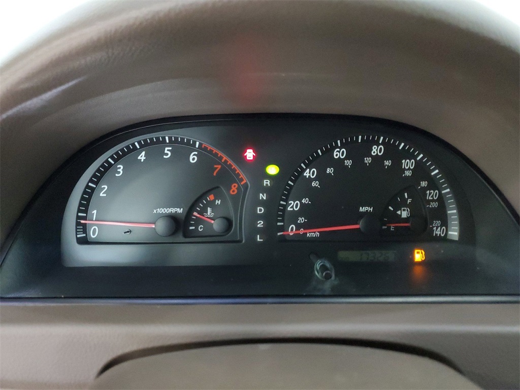 2003 Toyota Camry LE 11