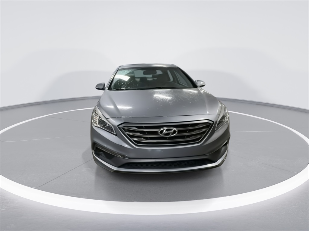 2016 Hyundai Sonata Base 4