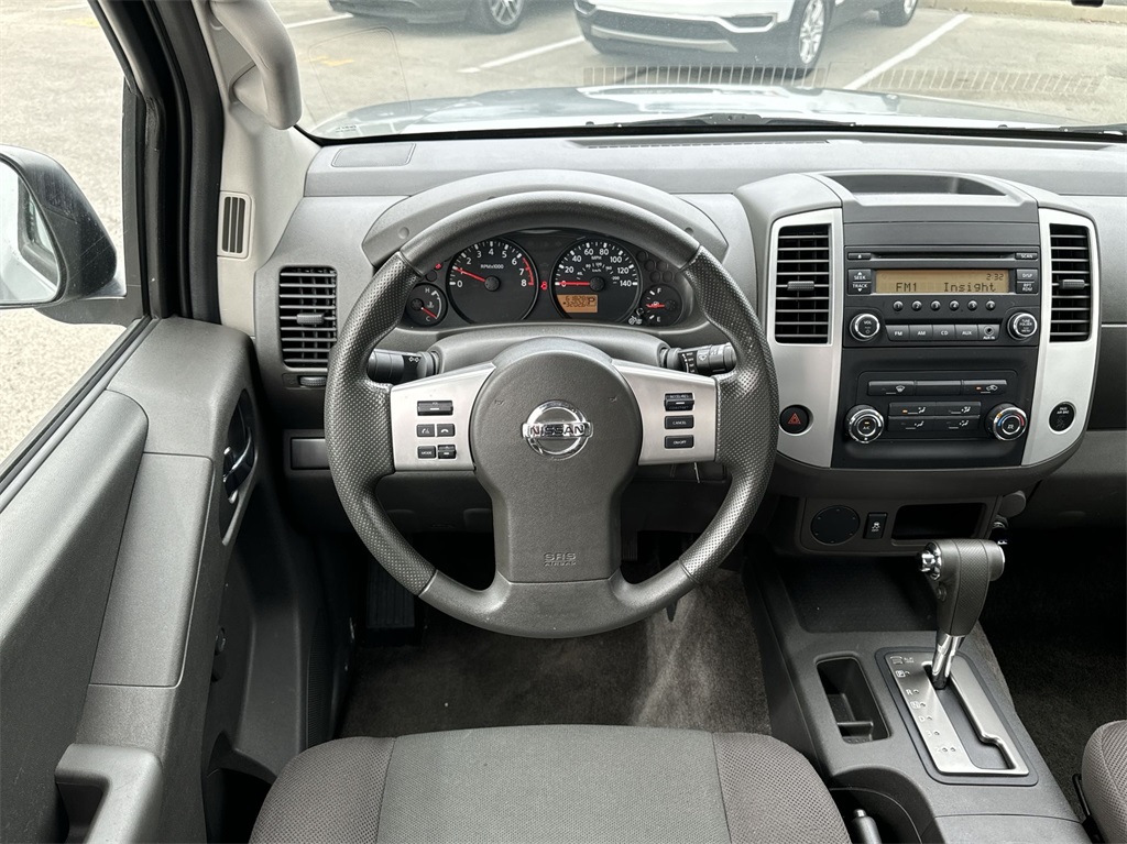 2016 Nissan Frontier S 17