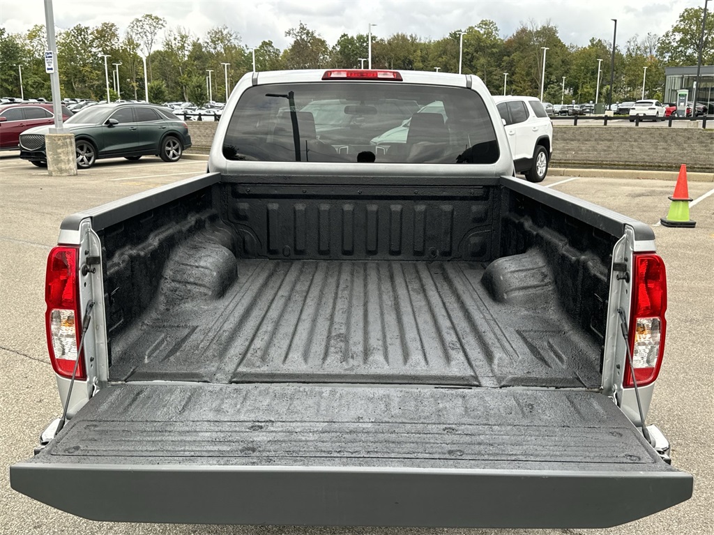 2016 Nissan Frontier S 29