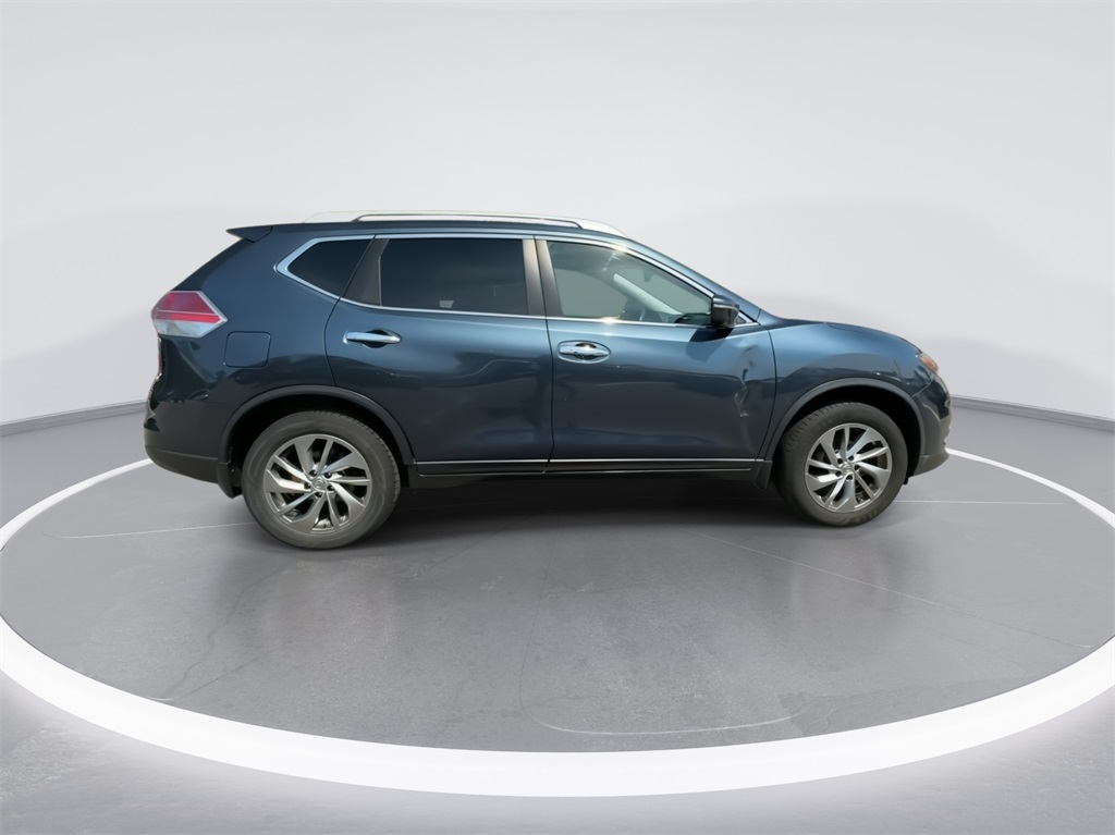 2014 Nissan Rogue SL 12