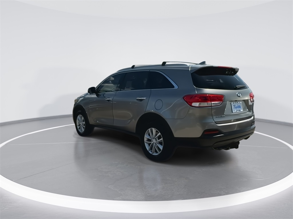 2016 Kia Sorento LX 8