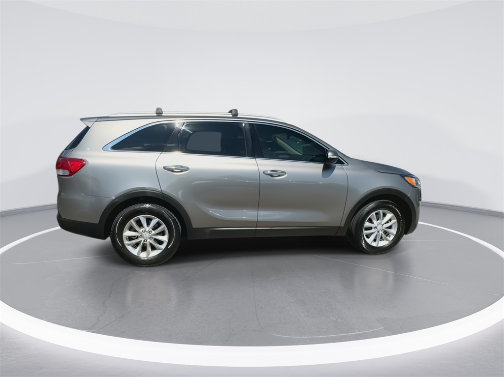 2016 Kia Sorento LX 12