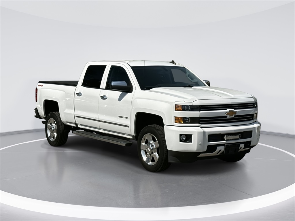 2018 Chevrolet Silverado 2500HD LT 1