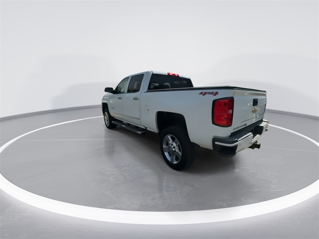 2018 Chevrolet Silverado 2500HD LT 8