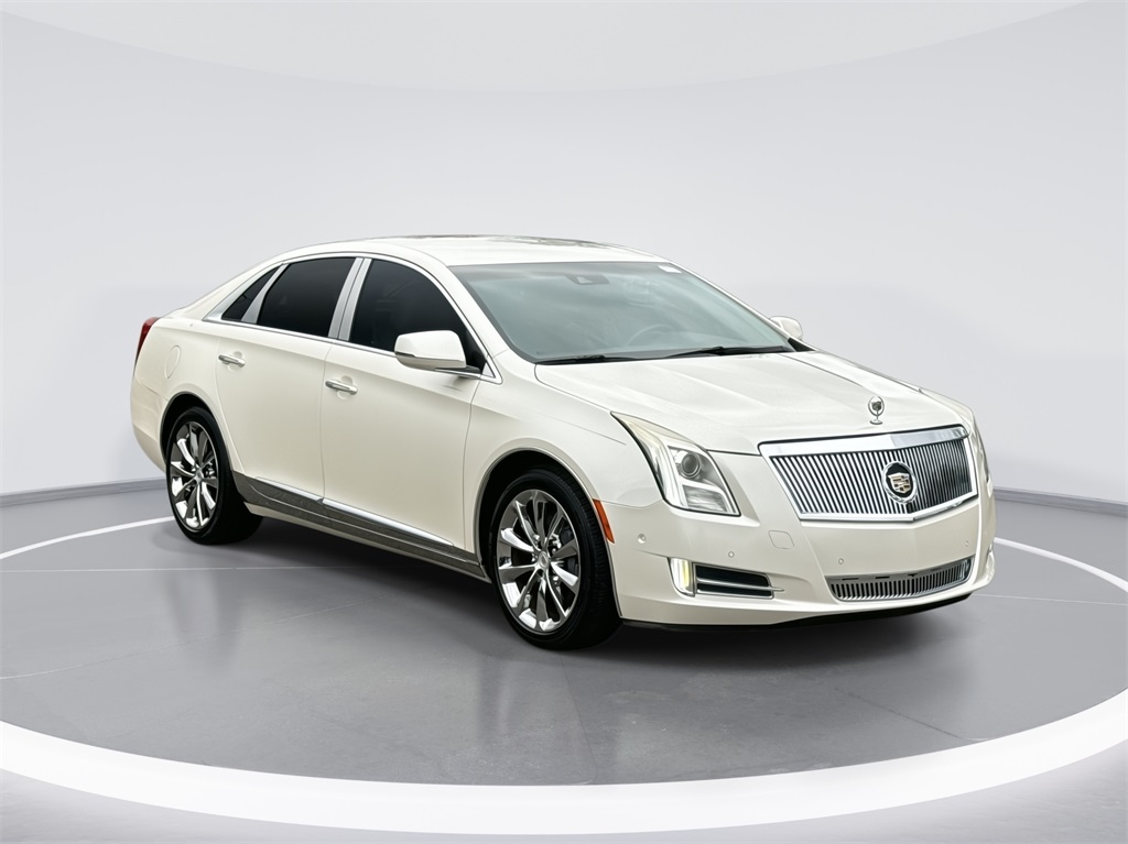 2014 Cadillac XTS Luxury 1