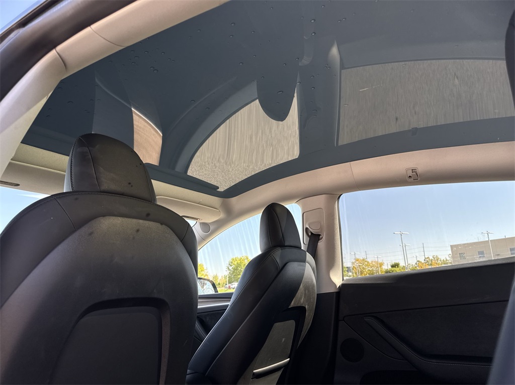 2023 Tesla Model Y Long Range 32