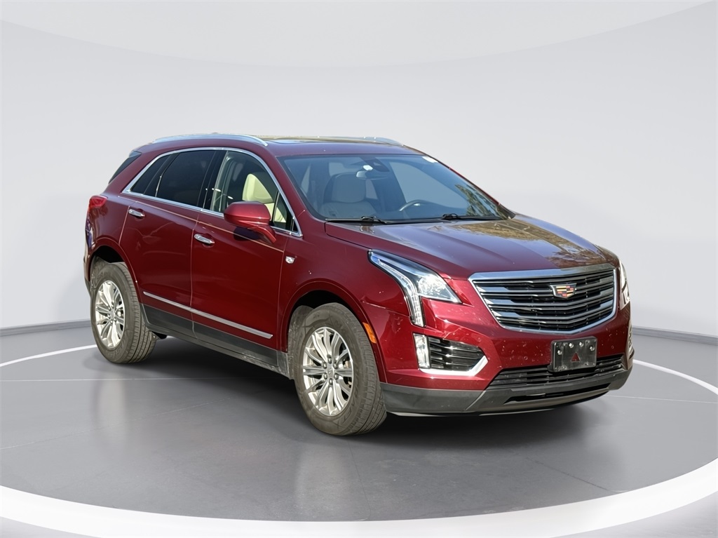 2017 Cadillac XT5 Luxury 1