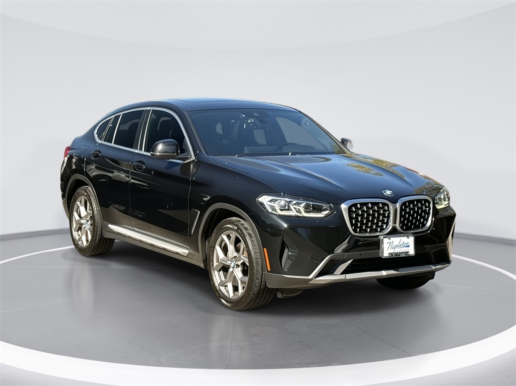 2022 BMW X4 xDrive30i 1