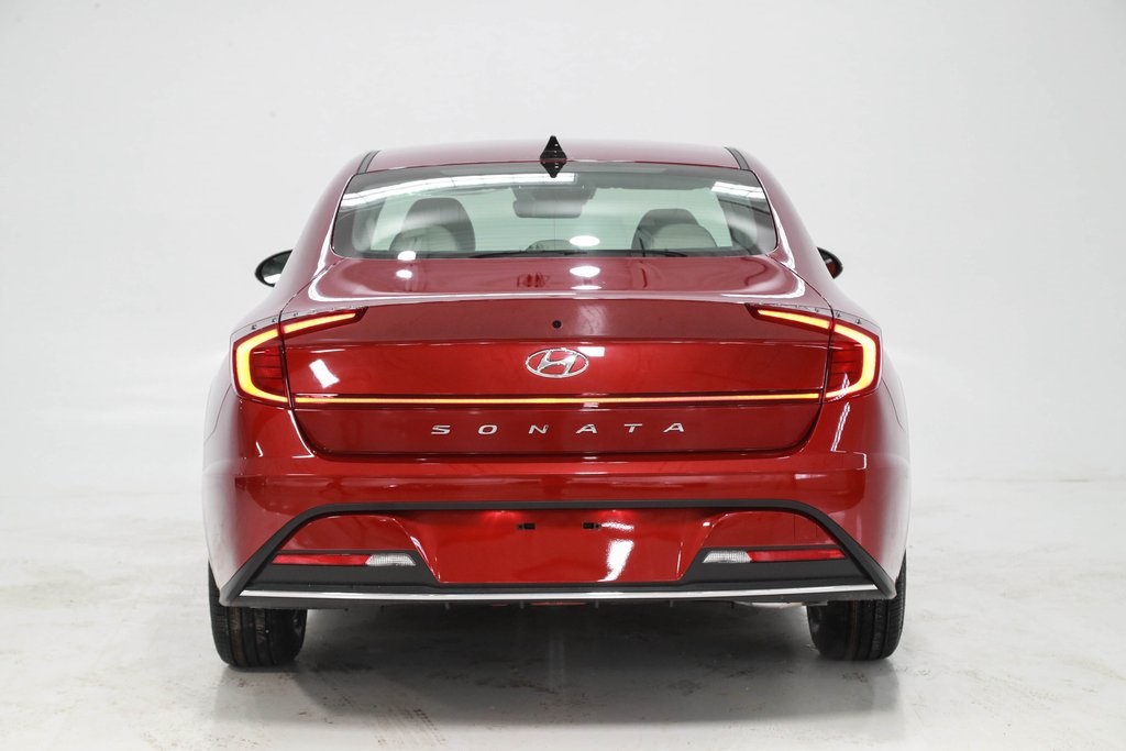 2023 Hyundai Sonata SE 4