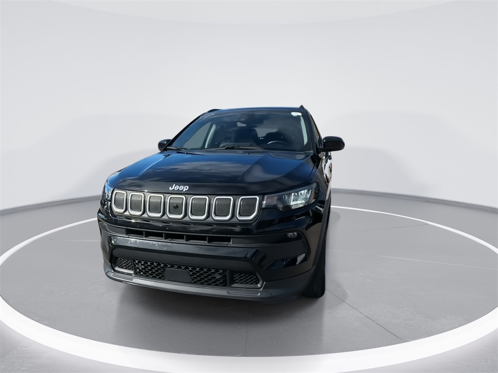 2022 Jeep Compass Latitude Lux 4