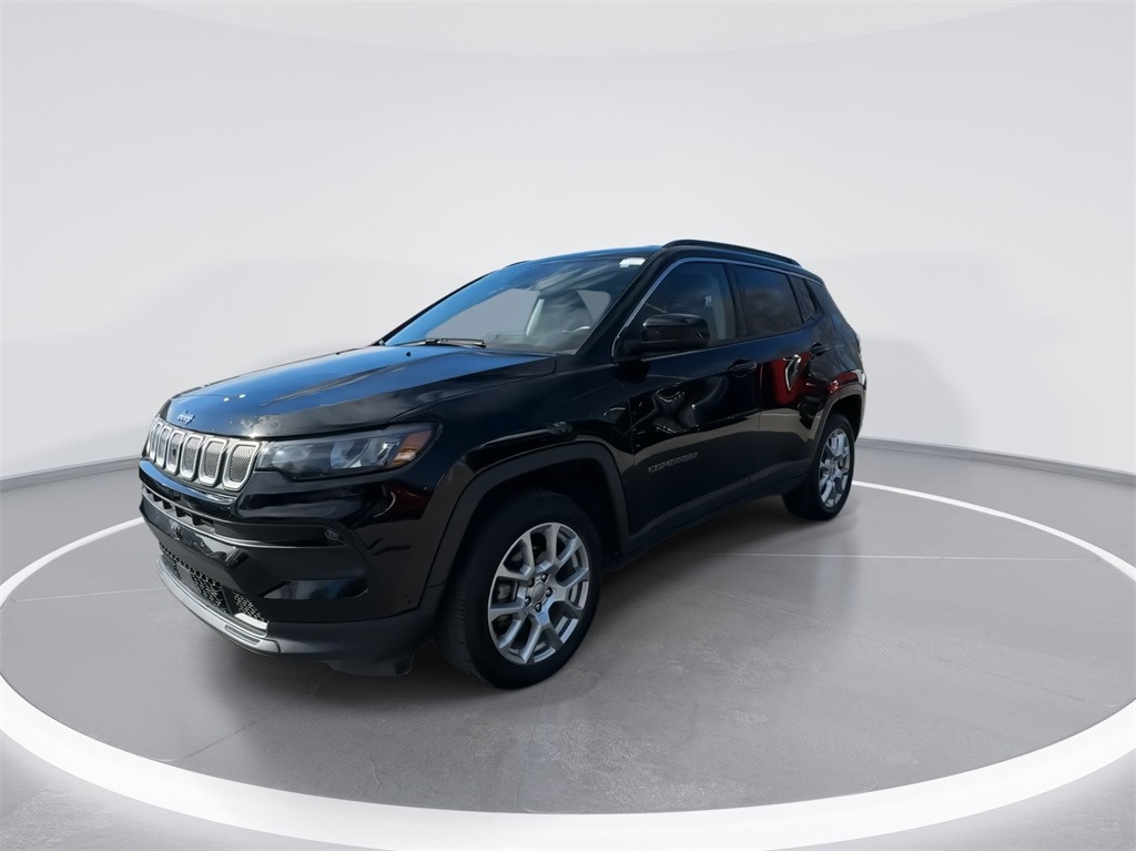 2022 Jeep Compass Latitude Lux 5