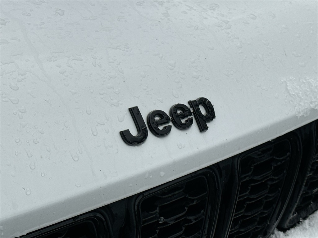 2023 Jeep Grand Cherokee L Altitude 14