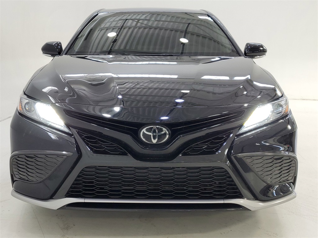 2022 Toyota Camry XSE 2