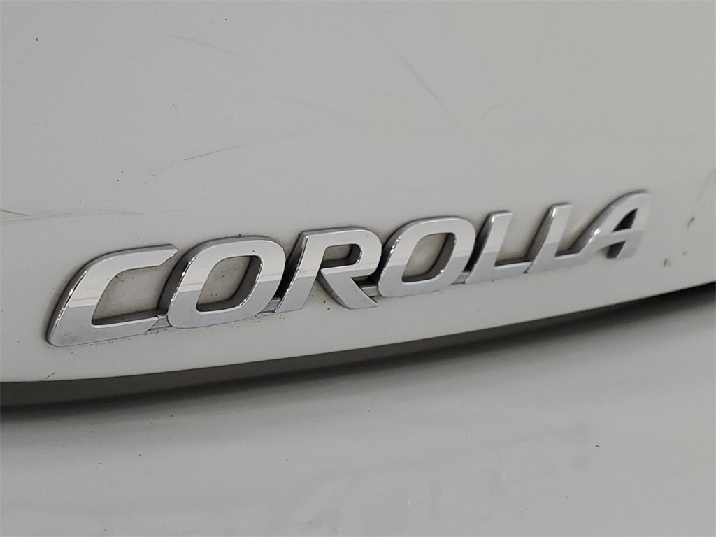 2021 Toyota Corolla Hatchback XSE 34
