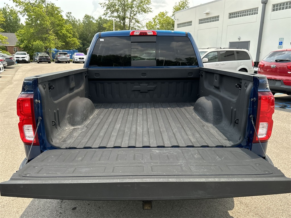 2017 Chevrolet Silverado 1500 High Country 27