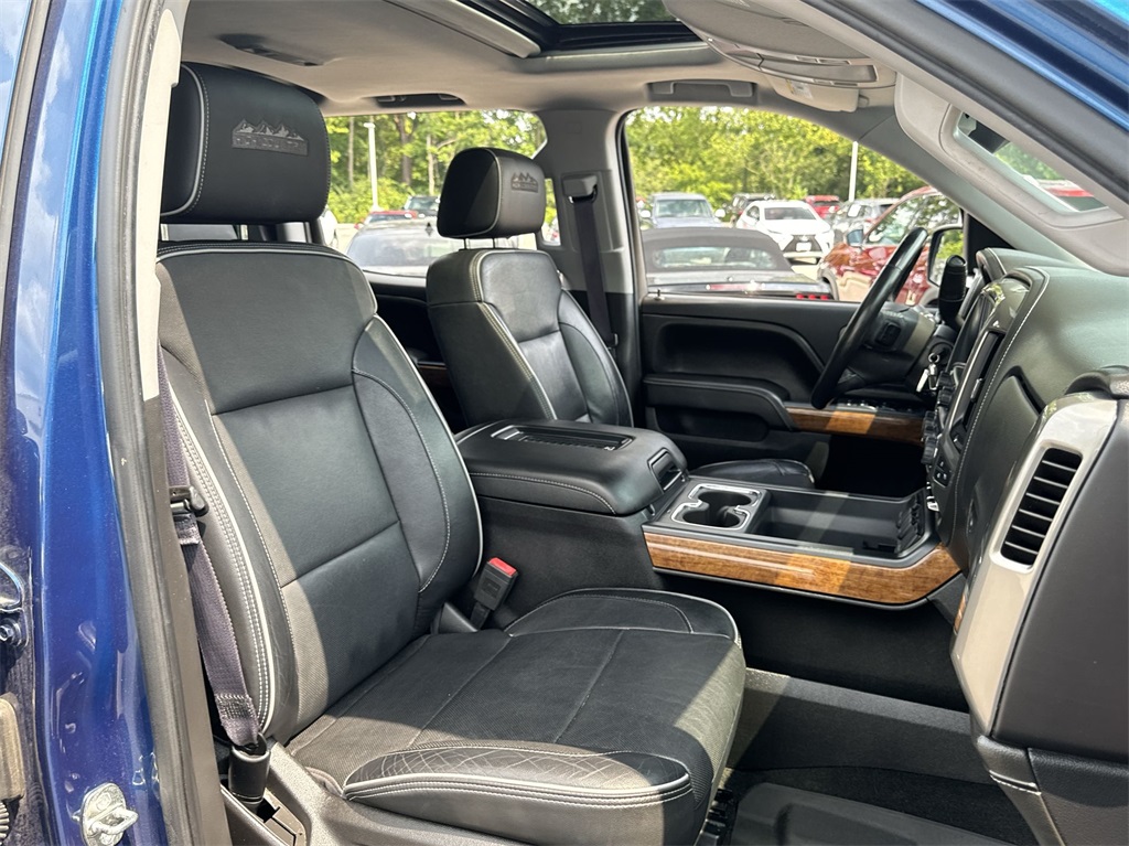 2017 Chevrolet Silverado 1500 High Country 28