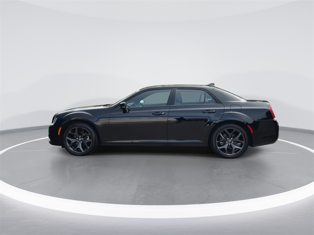 2023 Chrysler 300 S 7