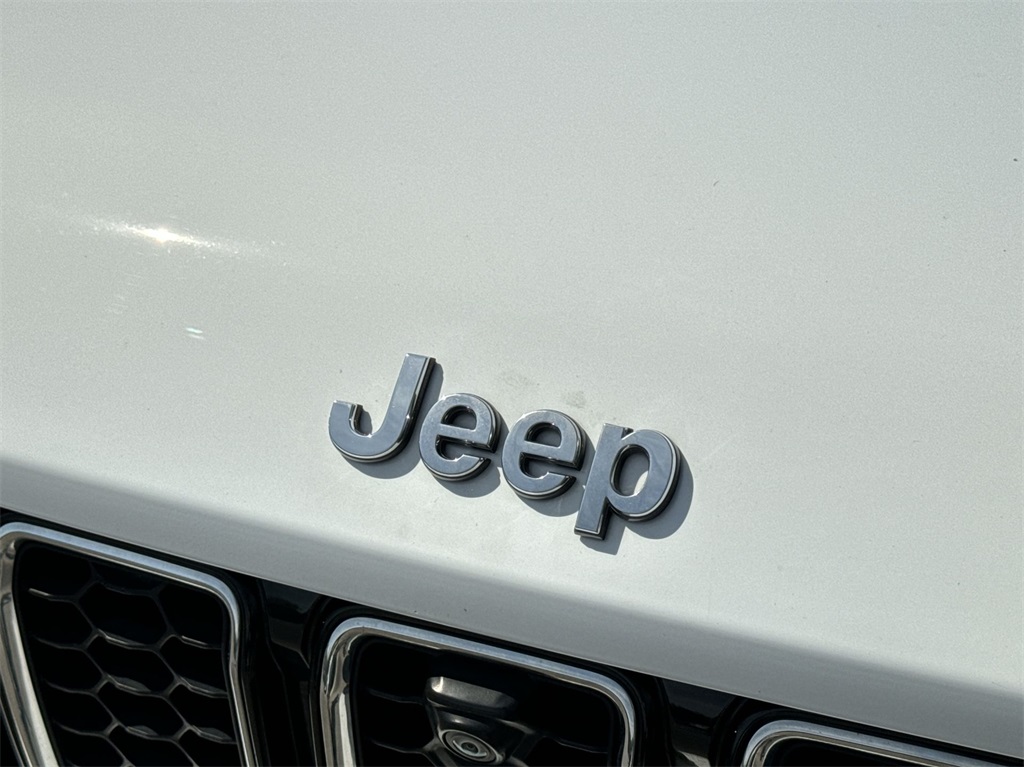 2021 Jeep Grand Cherokee L Overland 14