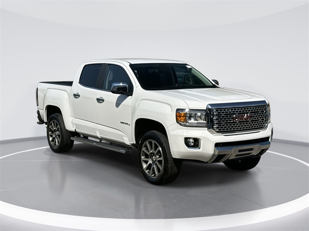 2020 GMC Canyon Denali 1