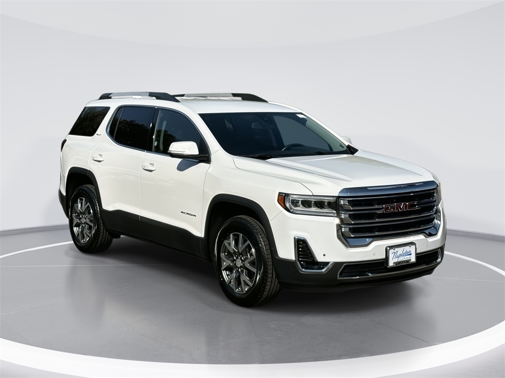 2023 GMC Acadia SLT 1