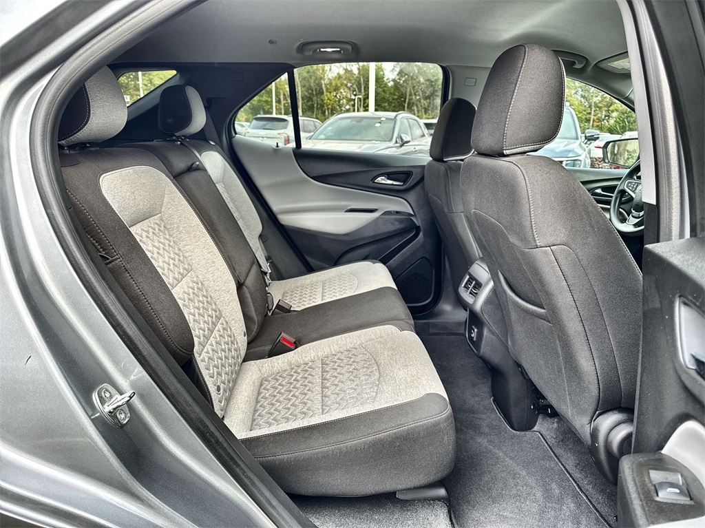 2023 Chevrolet Equinox LT 33