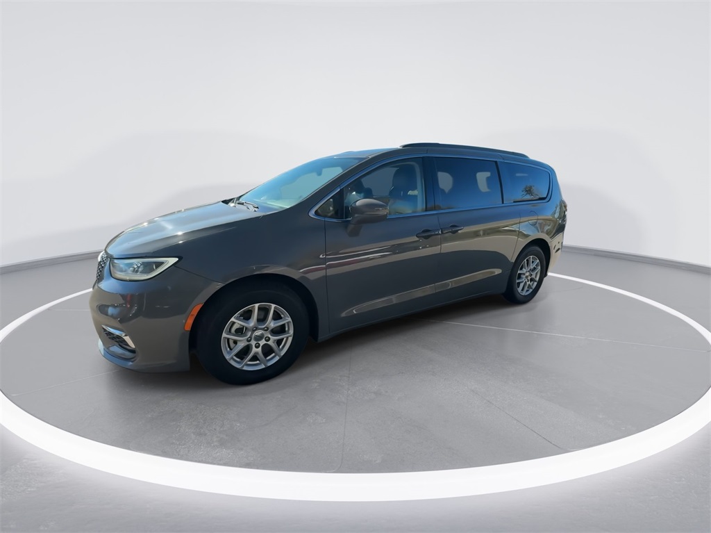 2022 Chrysler Pacifica Touring L 6