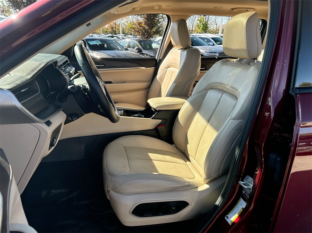 2021 Jeep Grand Cherokee L Limited 19