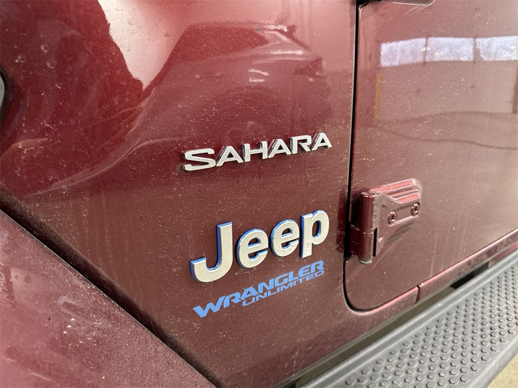 2021 Jeep Wrangler Unlimited Sahara 4xe 14