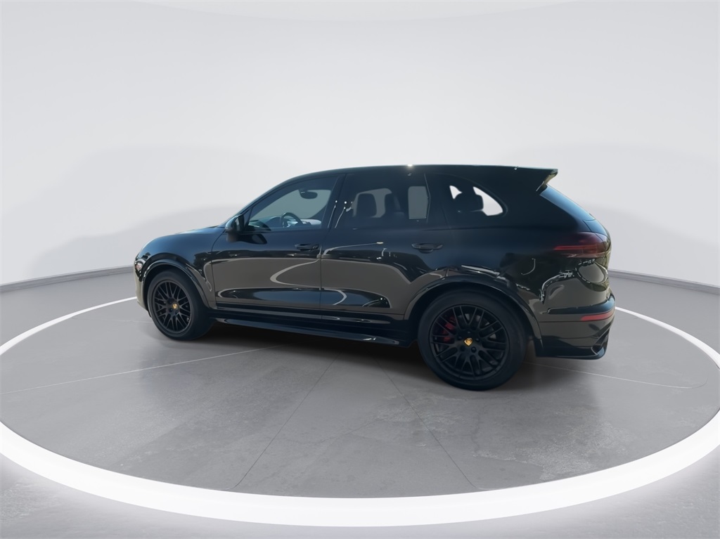 2017 Porsche Cayenne GTS 7