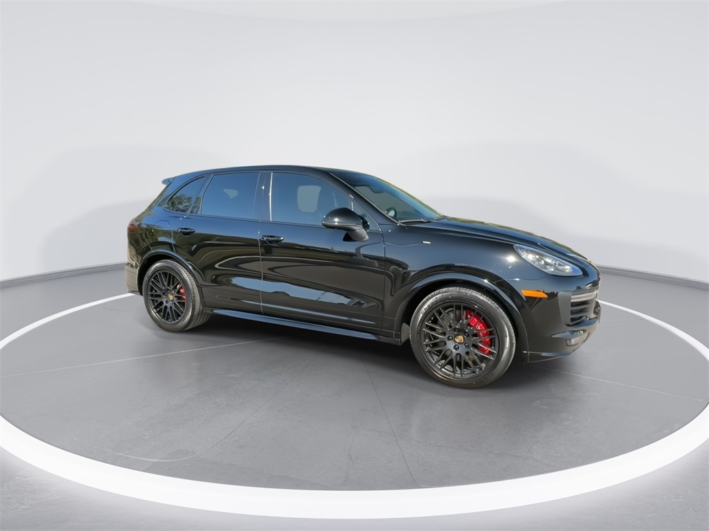 2017 Porsche Cayenne GTS 13