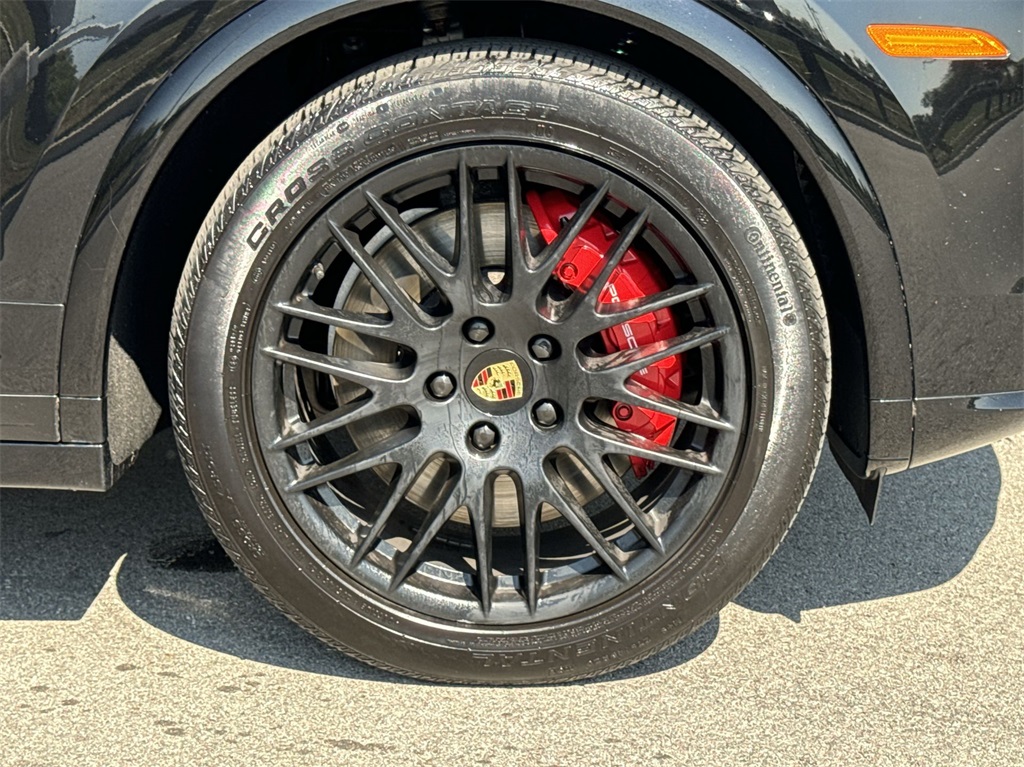 2017 Porsche Cayenne GTS 15