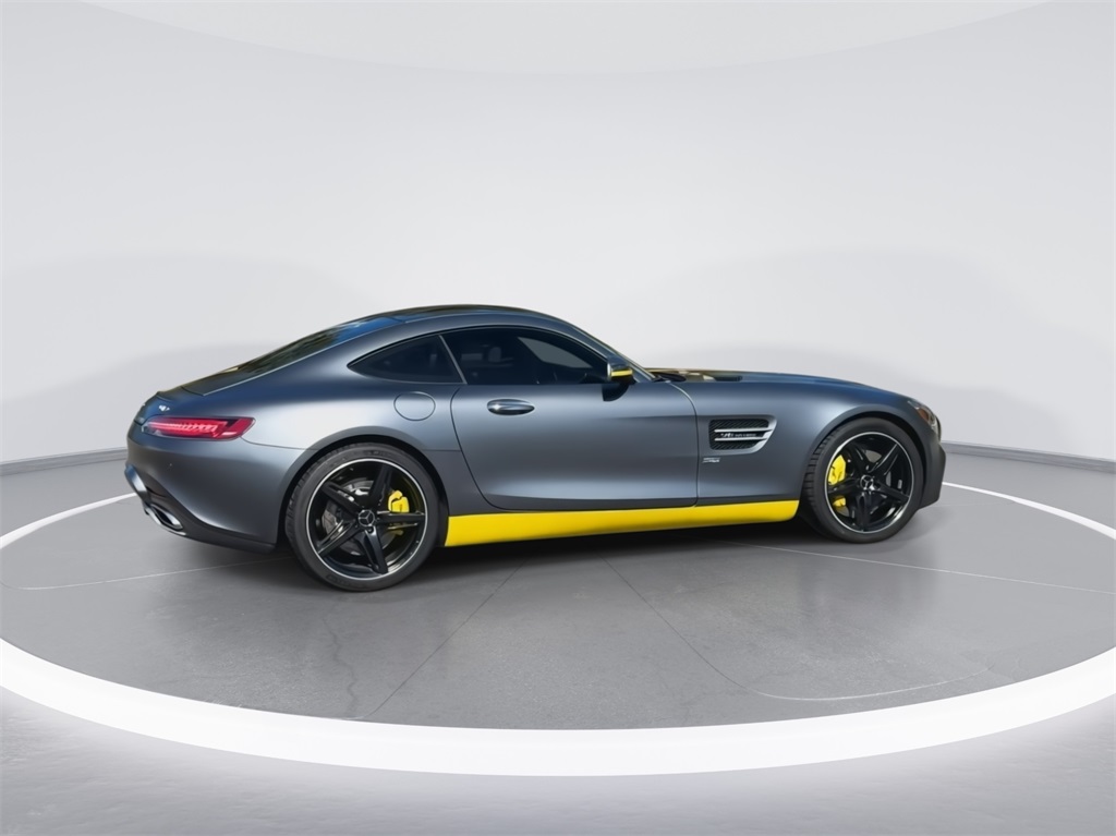 2017 Mercedes-Benz AMG GT S 12