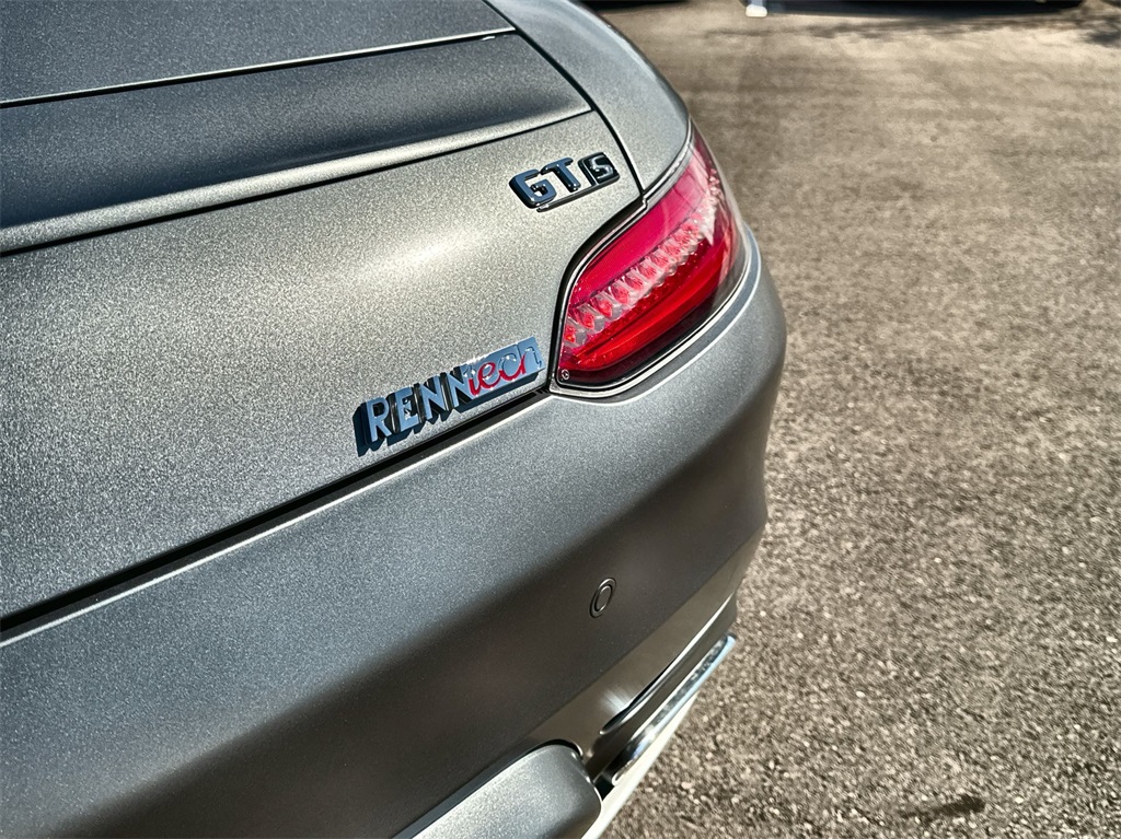 2017 Mercedes-Benz AMG GT S 14