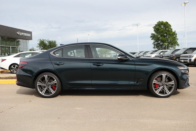 2025 Genesis G70 2.5T 3