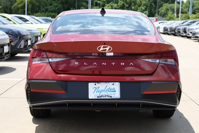 2024 Hyundai Elantra SEL 6