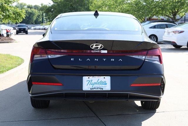 2024 Hyundai Elantra SEL 6