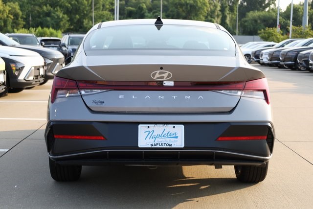 2024 Hyundai Elantra SEL 6