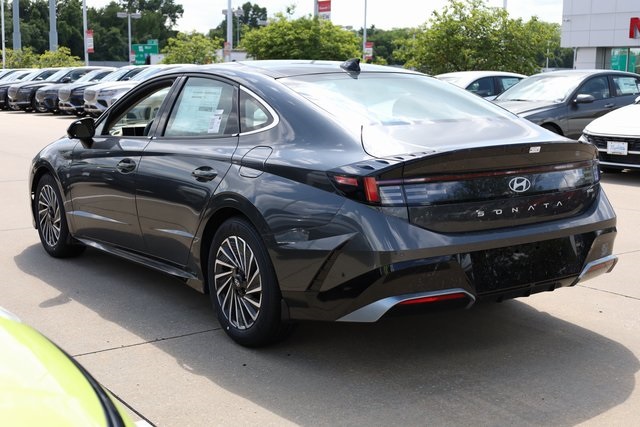 2024 Hyundai Sonata Hybrid Limited 5