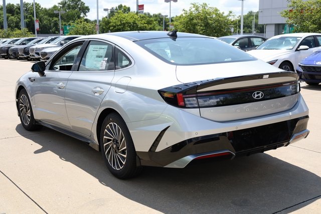 2024 Hyundai Sonata Hybrid Limited 5