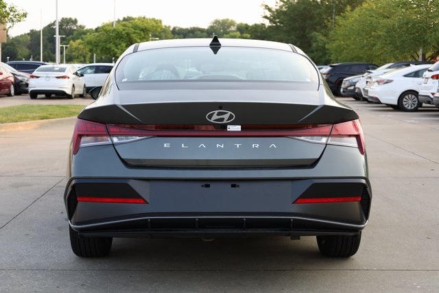 2024 Hyundai Elantra SEL 6