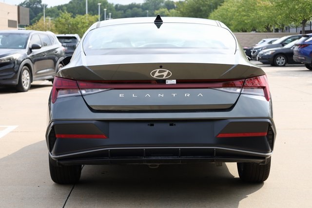 2024 Hyundai Elantra SEL 6