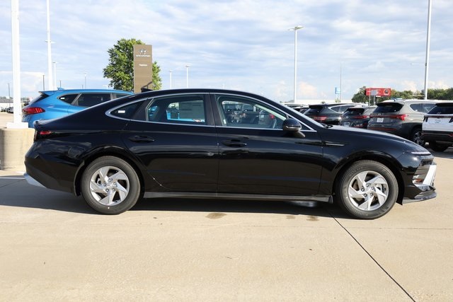 2025 Hyundai Sonata SE 4