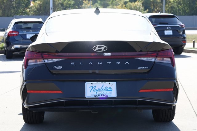 2025 Hyundai Elantra Limited 5