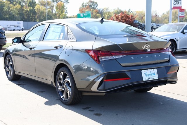 2025 Hyundai Elantra Limited 5