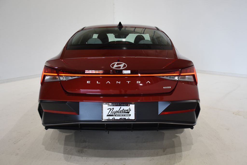 2025 Hyundai Elantra Hybrid Limited 5