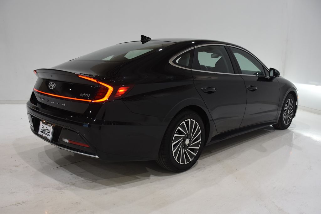 2021 Hyundai Sonata Hybrid Limited 4