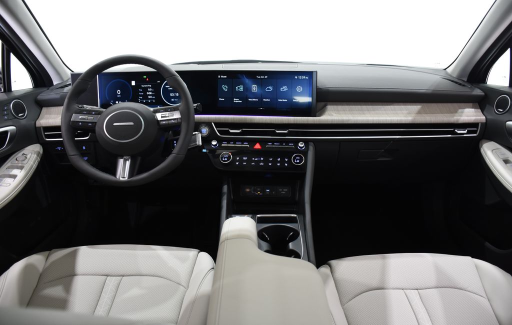 2025 Hyundai Sonata Hybrid Limited 8