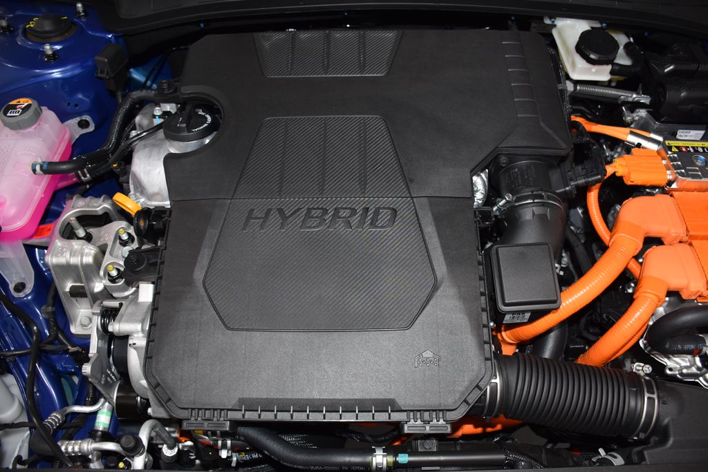 2025 Hyundai Elantra Hybrid Limited 7