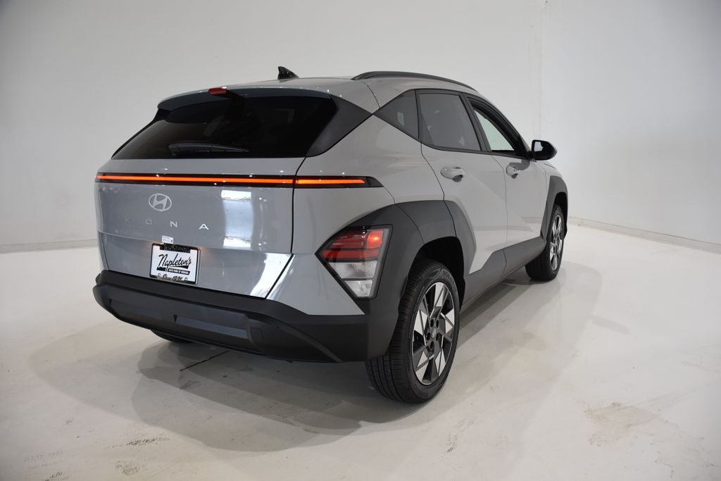 2025 Hyundai Kona SEL 4